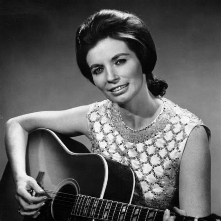 June Carter Cash - Trivia, Family, Bio