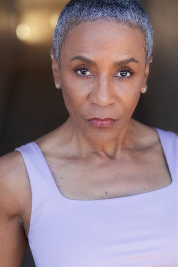 Karen Abercrombie - Age, Family, Bio