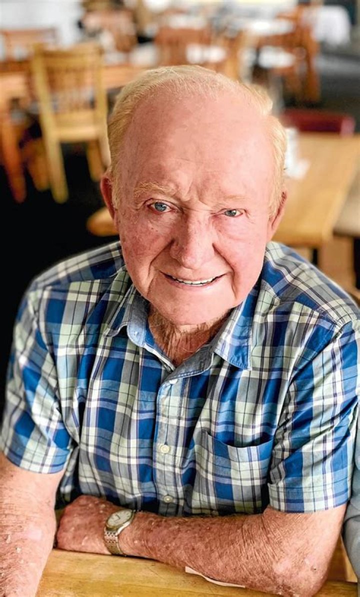 Karl Beattie Net Worth - Wiki, Age, Weight and Height, Relationships, Family, and More