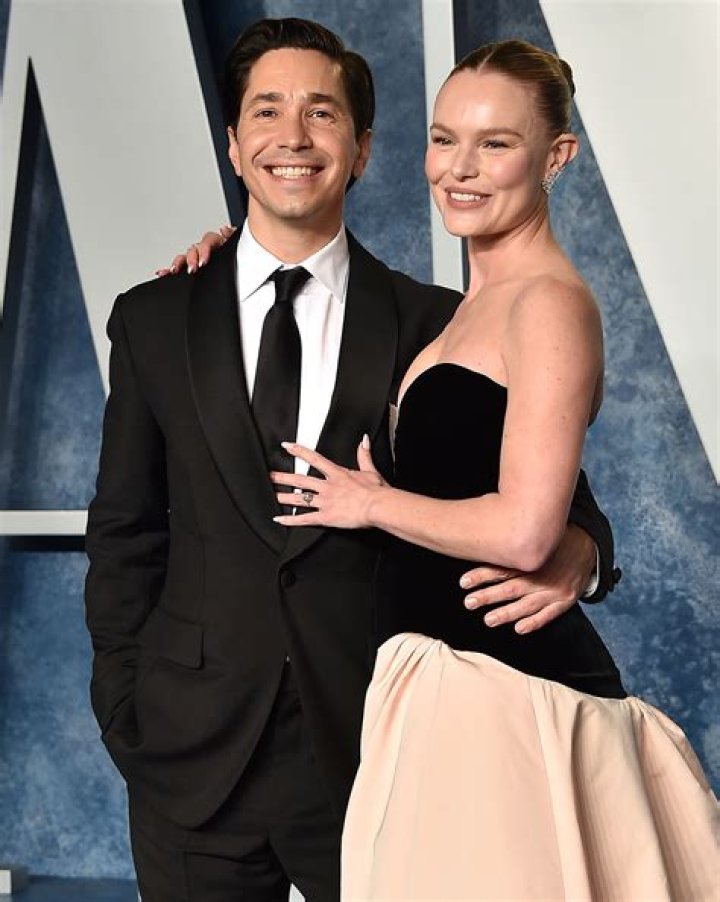 Kate Bosworth and Orlando Bloom work at avoiding each other