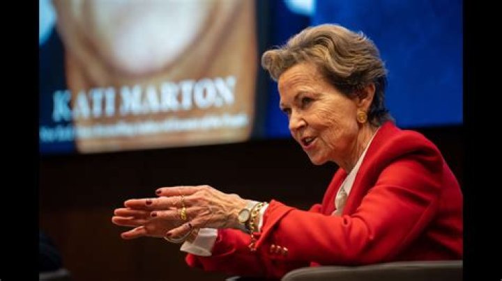 Kati Marton Shares 2 Daughter From Her All Three Marriages; She is Single As Of Now.