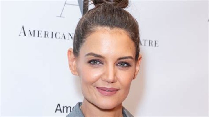 Katie Holmes shows her new face all over town