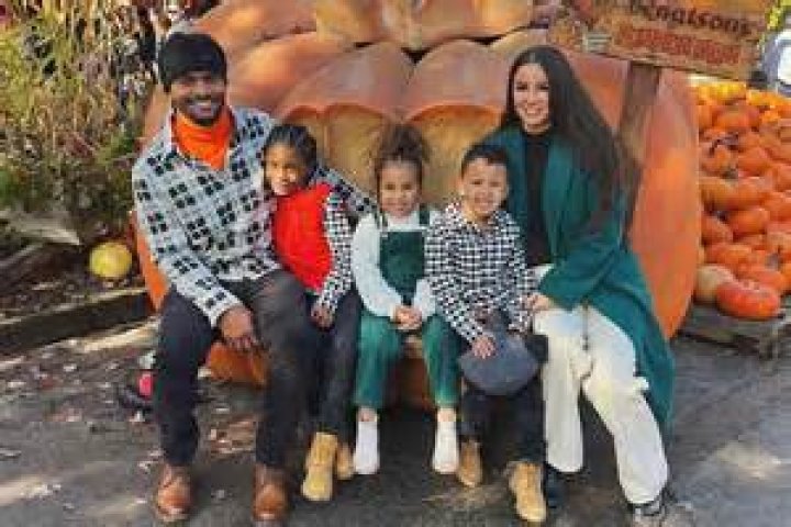 Kayla Sessler Spilt From Luke Davis?