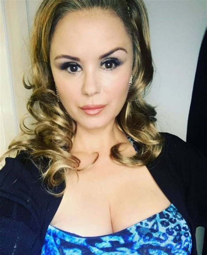 Keegan Connor Tracy - Age, Family, Bio