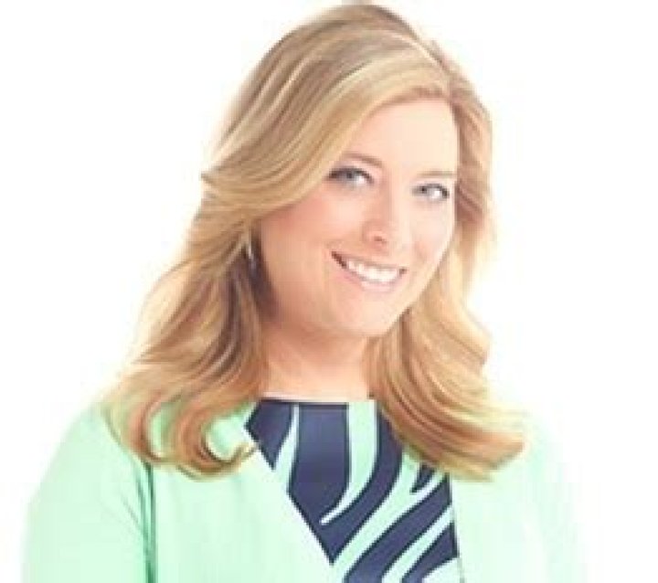 Kelly Cass Wiki, Married, Husband, Pregnant, Kids, Salary, Net Worth