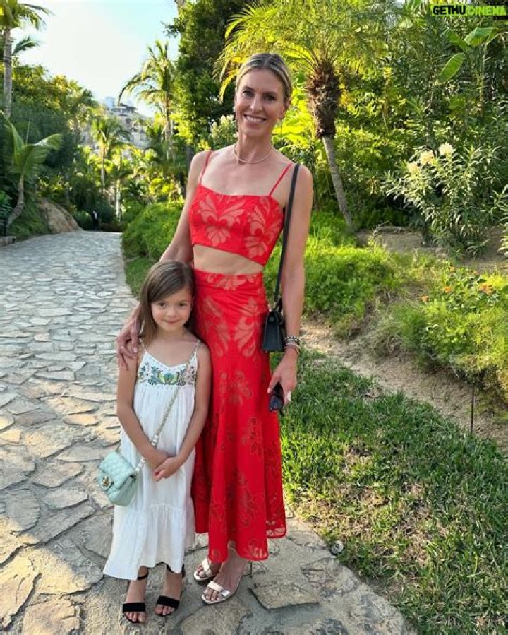 Kelly Overtone Bio (Wiki) 