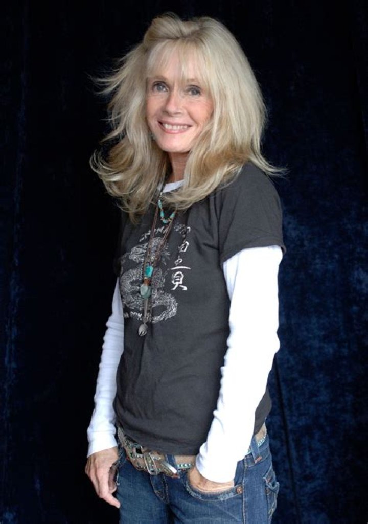 Kim Carnes Net Worth - Wiki, Age, Weight and Height, Relationships, Family, and More