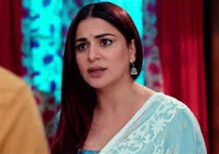 
Kundali Bhagya: Kritika to spots Sherlyn at Luthra mansion! 