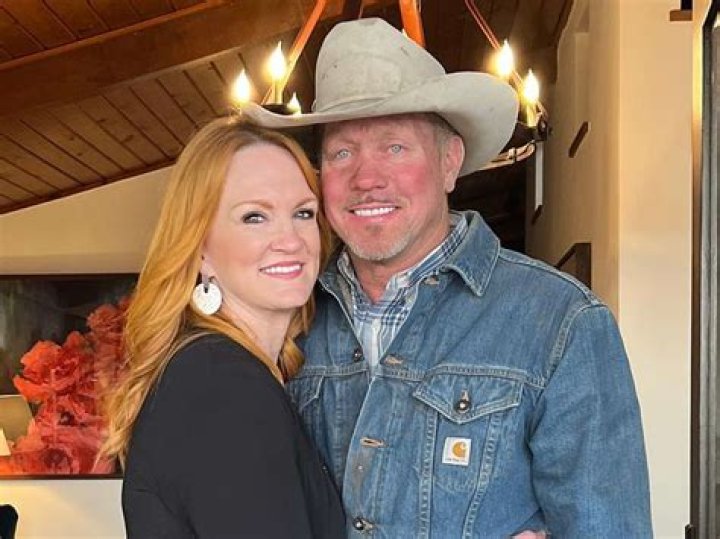 Rancher and Co-owner of Drummond Land & Cattle Company, Ladd Drummond is married and shares four children with his wife
