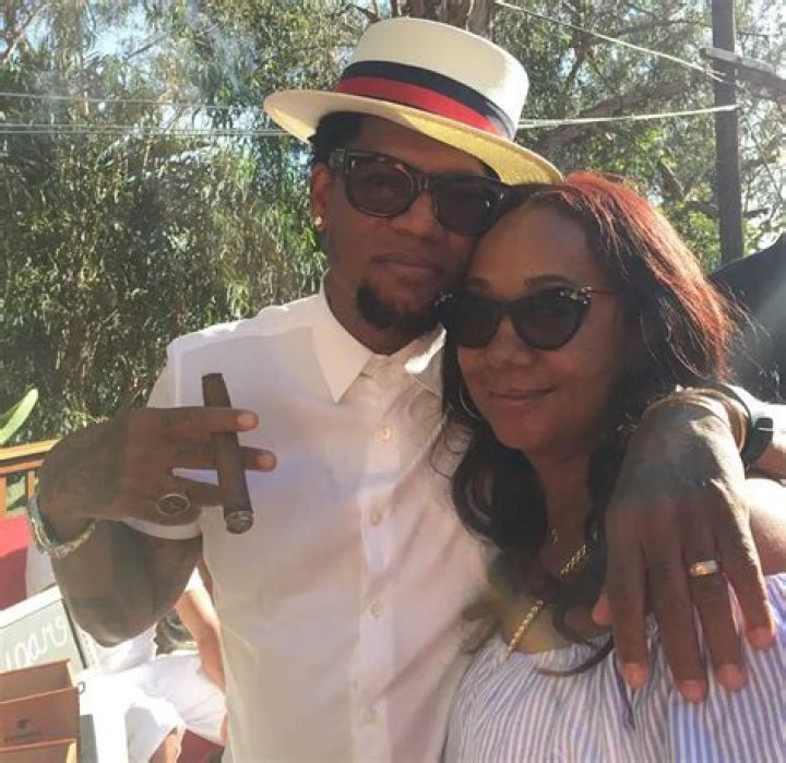 Ladonna Hughley Age, Net Worth | D. L. Hughley's Wife Wiki, Facts