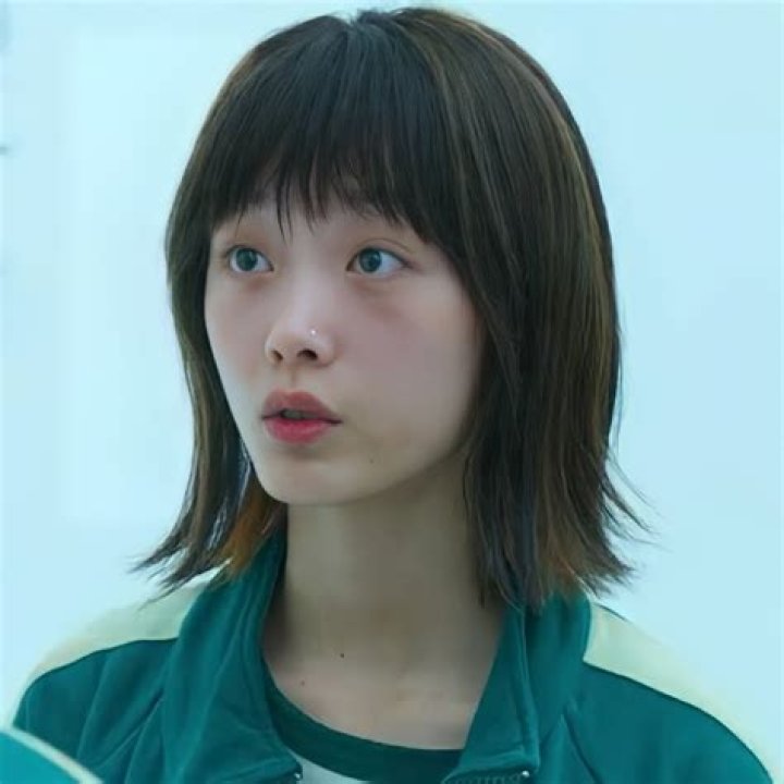 Lee Yoo-mi Net Worth - Wiki, Age, Weight and Height, Relationships, Family, and More