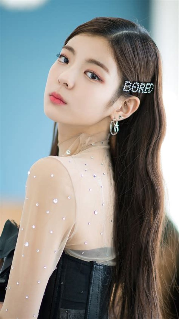 Lia Choi - Age, Family, Bio