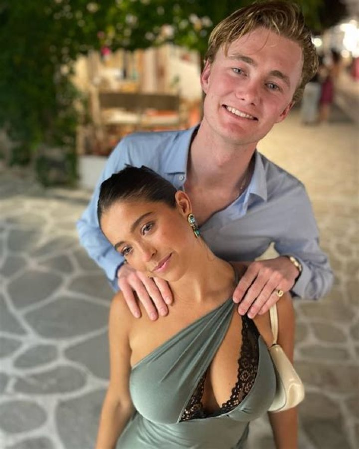 Kelly Ripa and Mark Consuelos daughter Lola Consuelos is dating her boyfriend Tarek Fahmy.