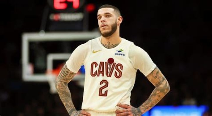 Lonzo Ball Net Worth - Wiki, Age, Weight and Height, Relationships, Family, and More