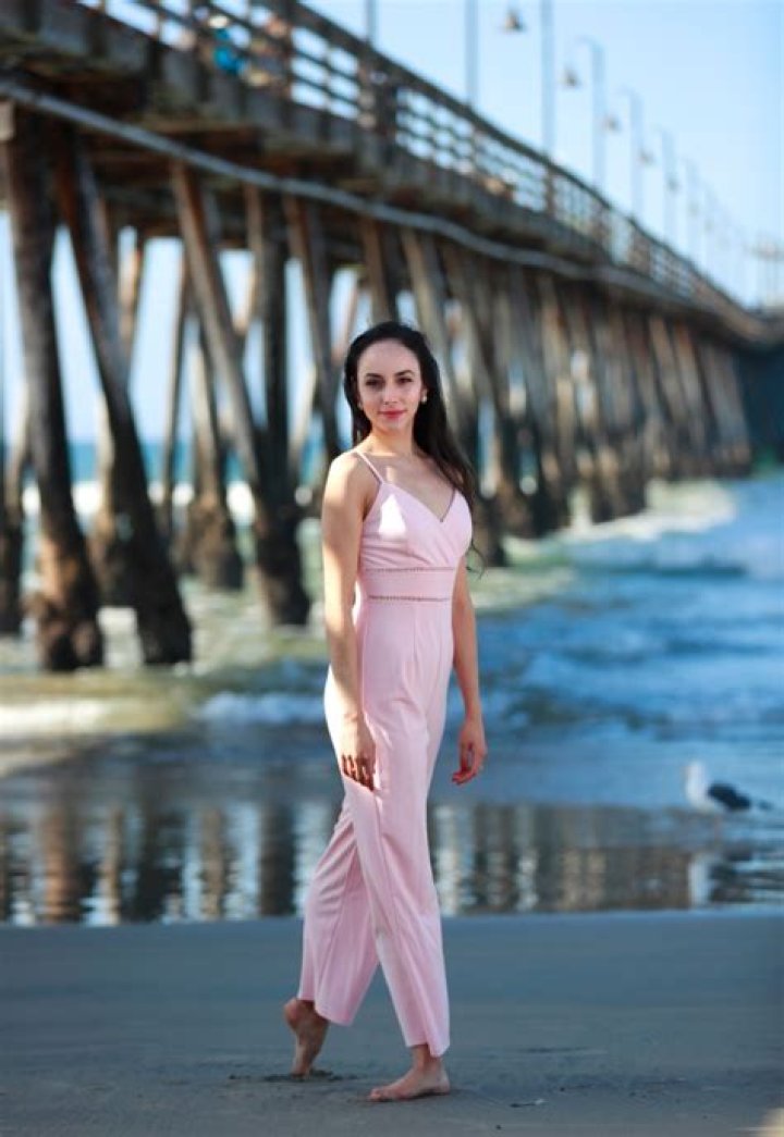 Lori Mae Hernandez - Age, Family, Bio