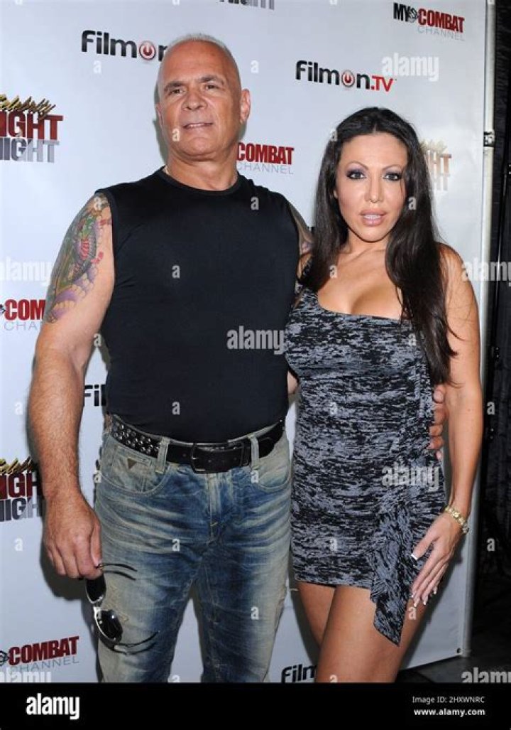 Inside The Life Of Lou Bellera - Net Worth, Facts, Wife and Children