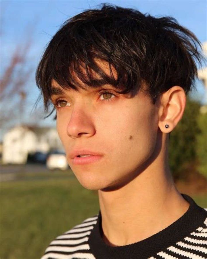 Lucas Dobre - Age, Family, Bio