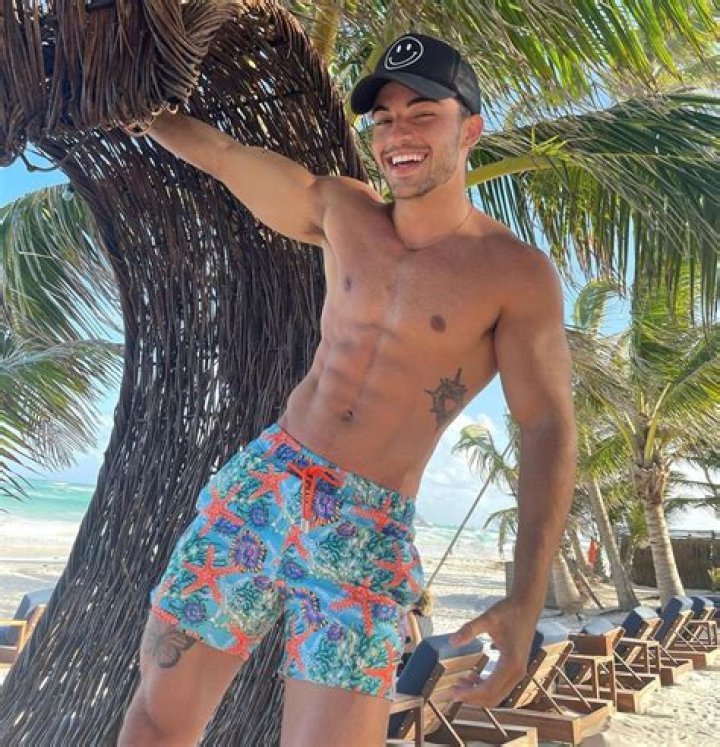 Luis Capecchi - Age, Family, Bio