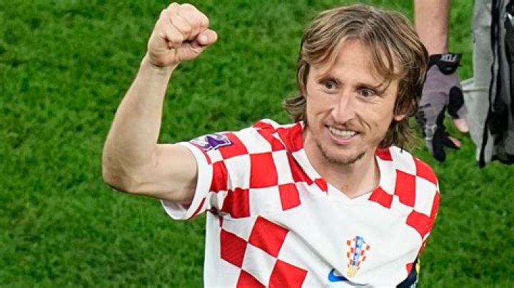 Luka Modrić Net Worth - Wiki, Age, Weight and Height, Relationships, Family, and More