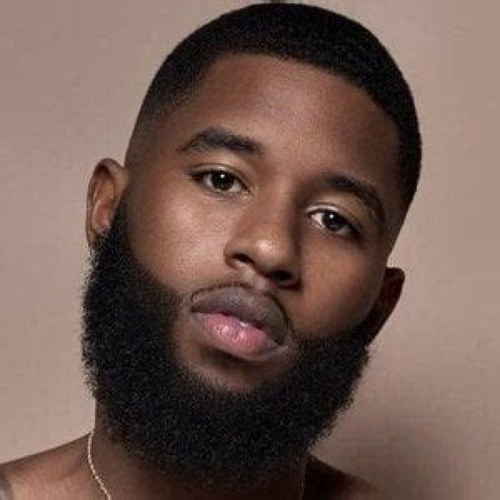 Malcolm Drummer - Age, Family, Bio