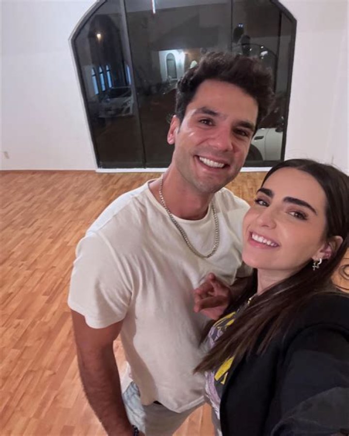 Fernanda Urdapilleta - Age, Family, Bio