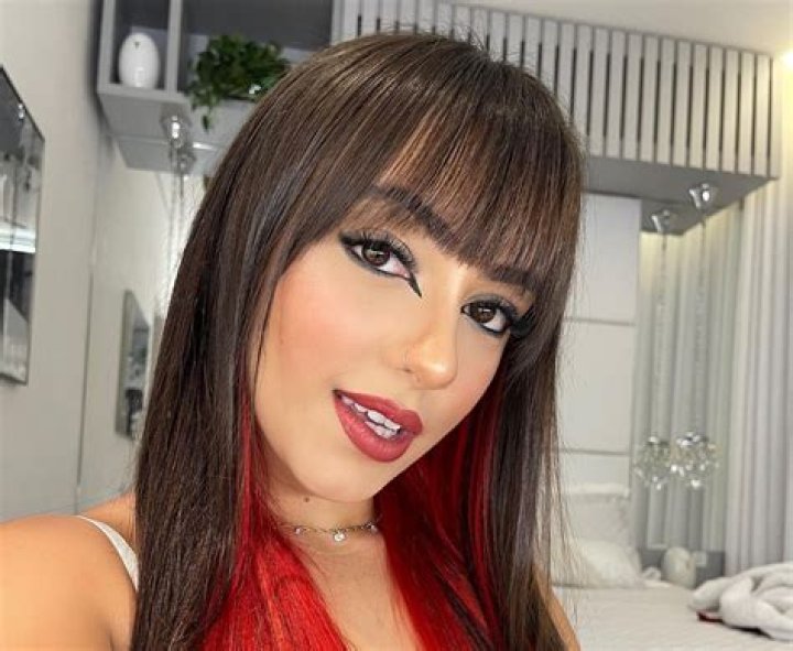 Marina Miano - Age, Family, Bio