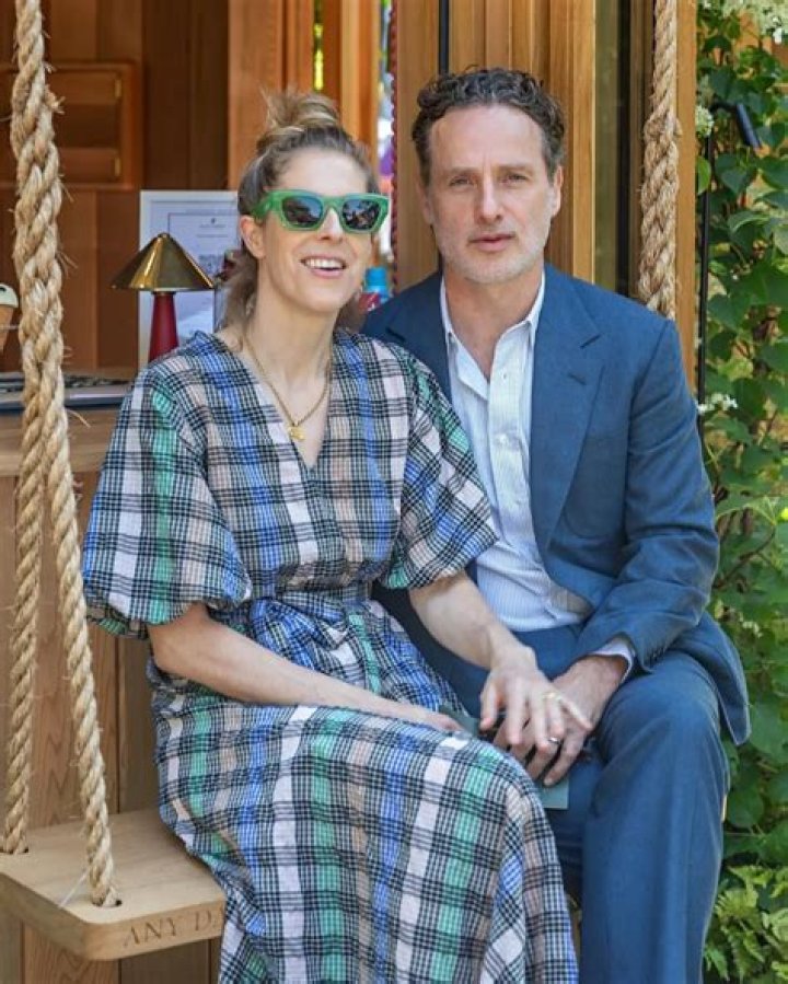 Married Gael Anderson is the wife of Andrew Lincoln, The Walking Dead actor. More about their relationship and Andrew’s Salary, Net worth, and Body Measurement