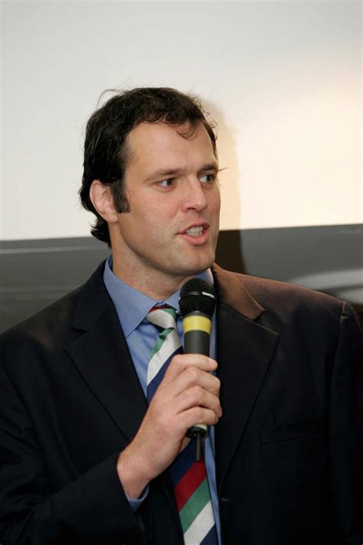 Martin Bayfield - Age, Family, Bio
