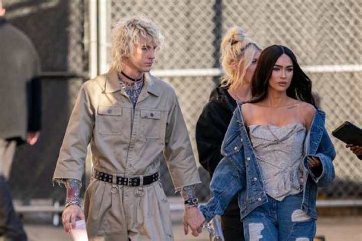Megan Fox & Machine Gun Kelly are ‘fully back together’ & going on NYC dates