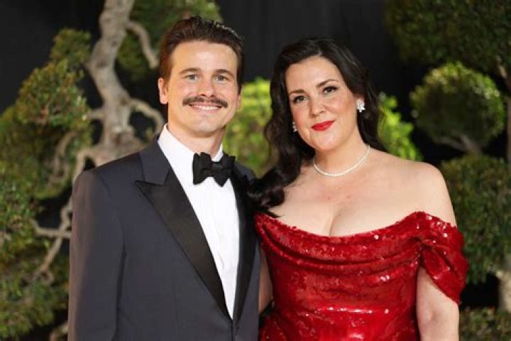 Melanie Lynskey didn’t realize that Jason Ritter had proposed until he told his family
