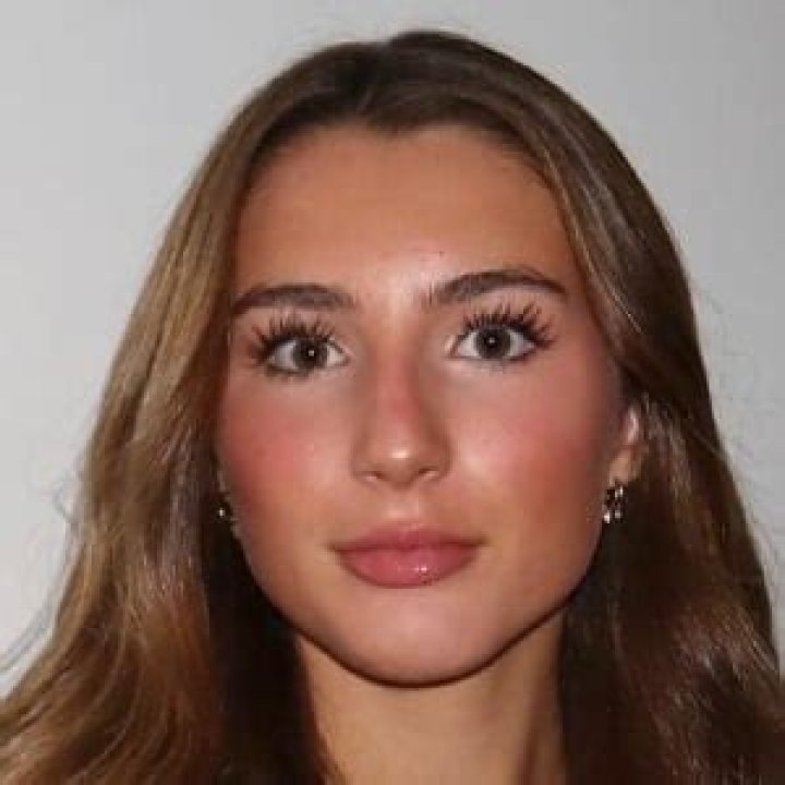 Mia Stephens - Age, Family, Bio