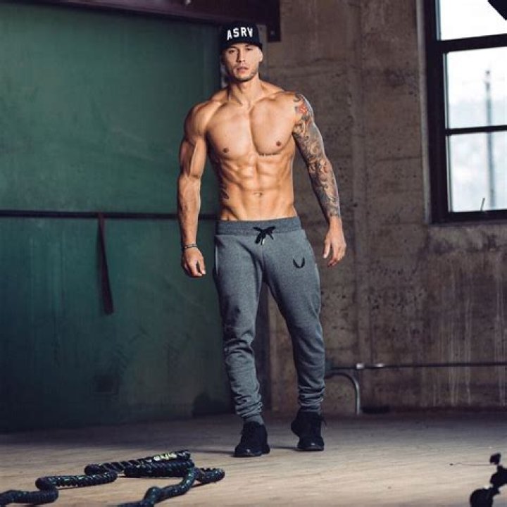 Michael Vazquez - Age, Family, Bio