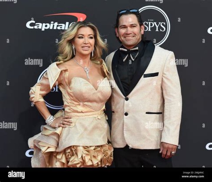 Michelle Mangan's Blissful Married Life with Johnny Damon! What's her Net Worth?