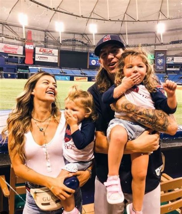 Mike Clevinger is Married to Wife: Monica Ceraolo. Kids.