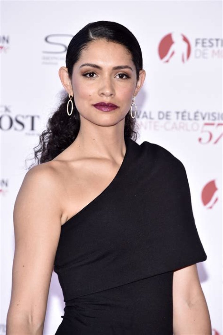 American Actress, Miranda Rae Mayo Relationship Status !!! Who Is She Dating?