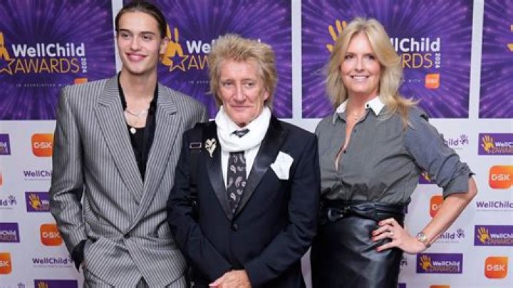 Musician Rod Stewart lost his teenage son Alastair to ‘girls and video game Fortnite’