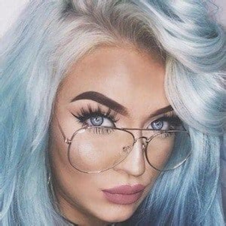 Naomi Jon - Age, Family, Bio