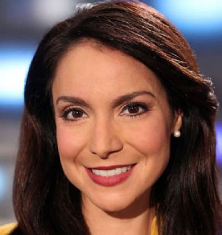 Fox 4 News Reporter Natalie Solis Rings The Wedding Bells! Find Out About Her Husband And Married Life