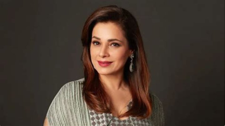 Neelam Kothari - Age, Family, Bio