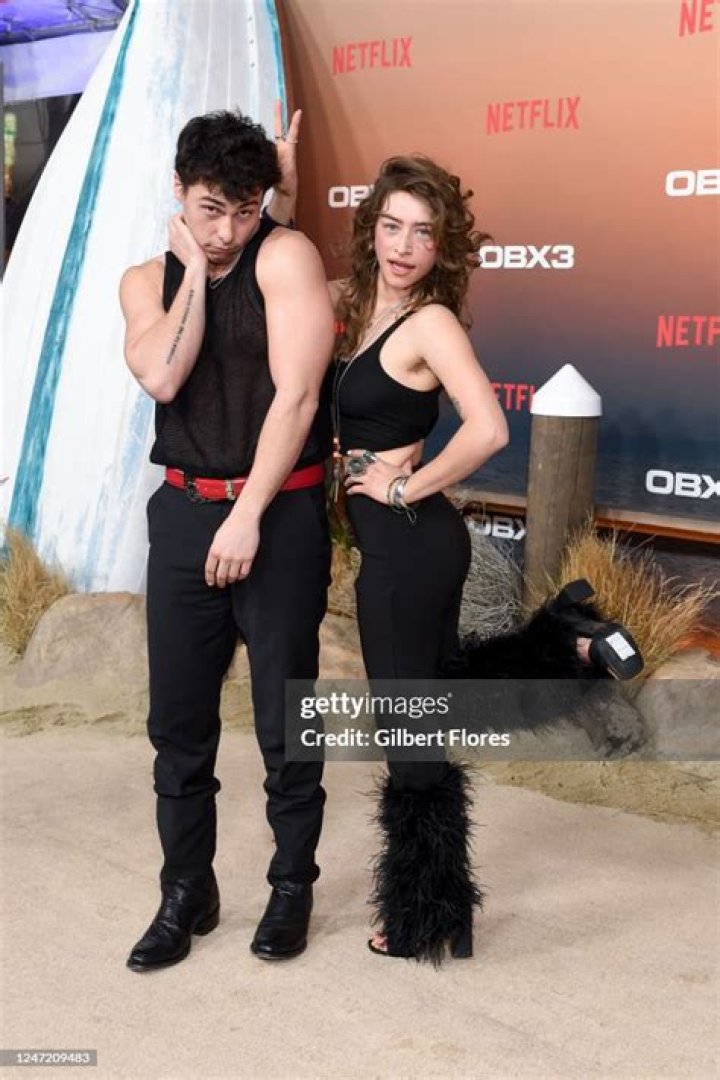 OBX season 2's Barry actor