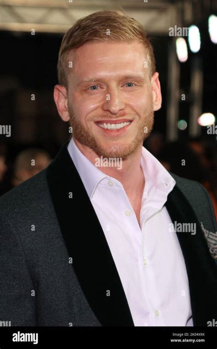 Nicholas Logan - Age, Family, Bio