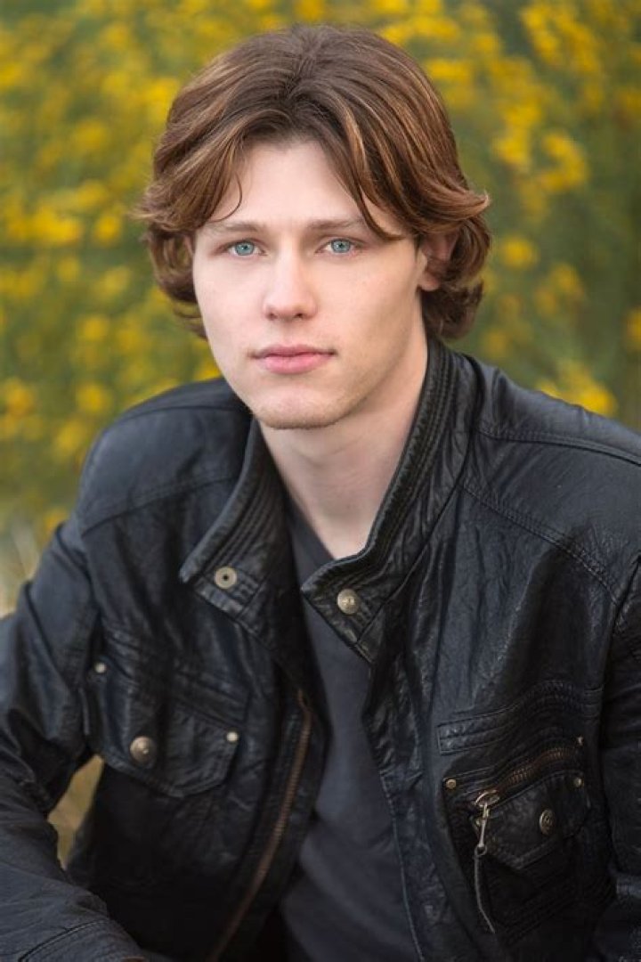 Nick Eversman Net Worth - Wiki, Age, Weight and Height, Relationships, Family, and More