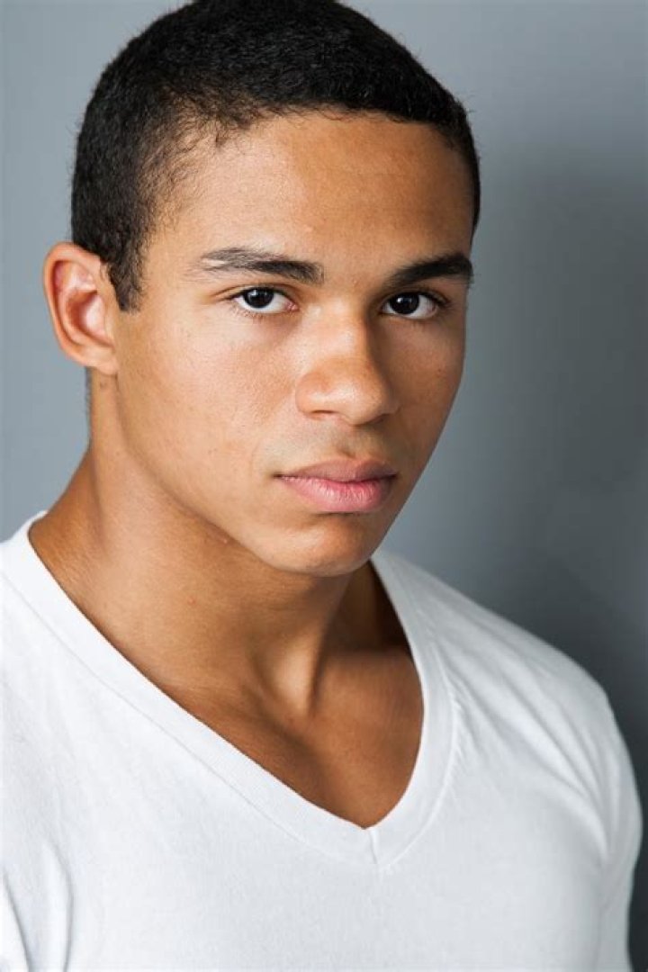 Noah Gray-Cabey - Age, Family, Bio