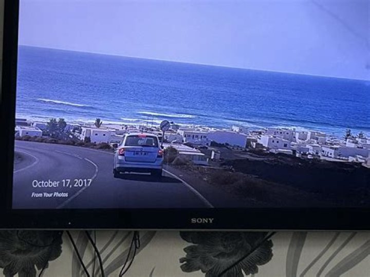 Authors Born October 17 | Famous Birthdays