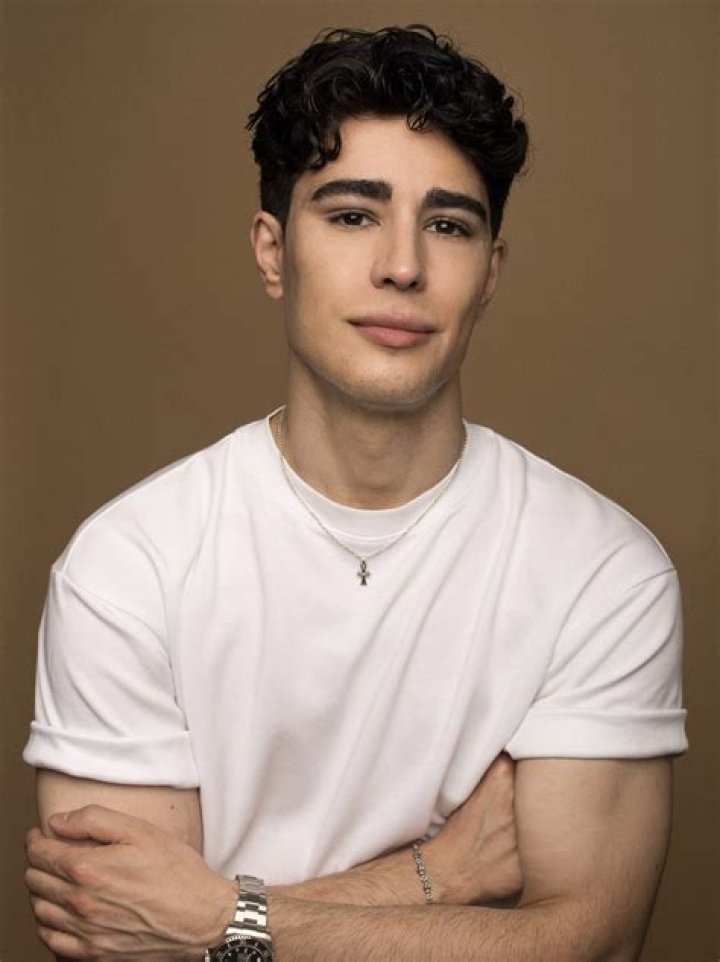 Checkout Latest Omid Scobie News, Photos, Videos, Biography