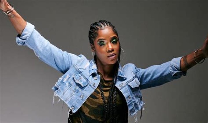 Pamela Long - Age, Family, Bio