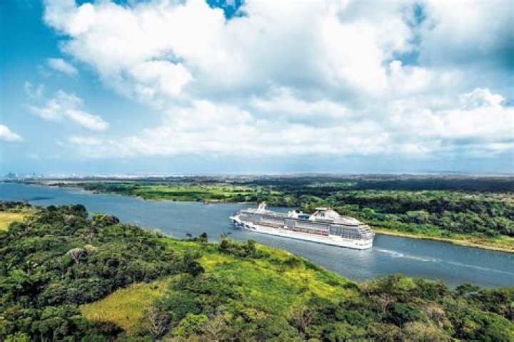 Panama Canal Cruises: Cruise the Panama Canal