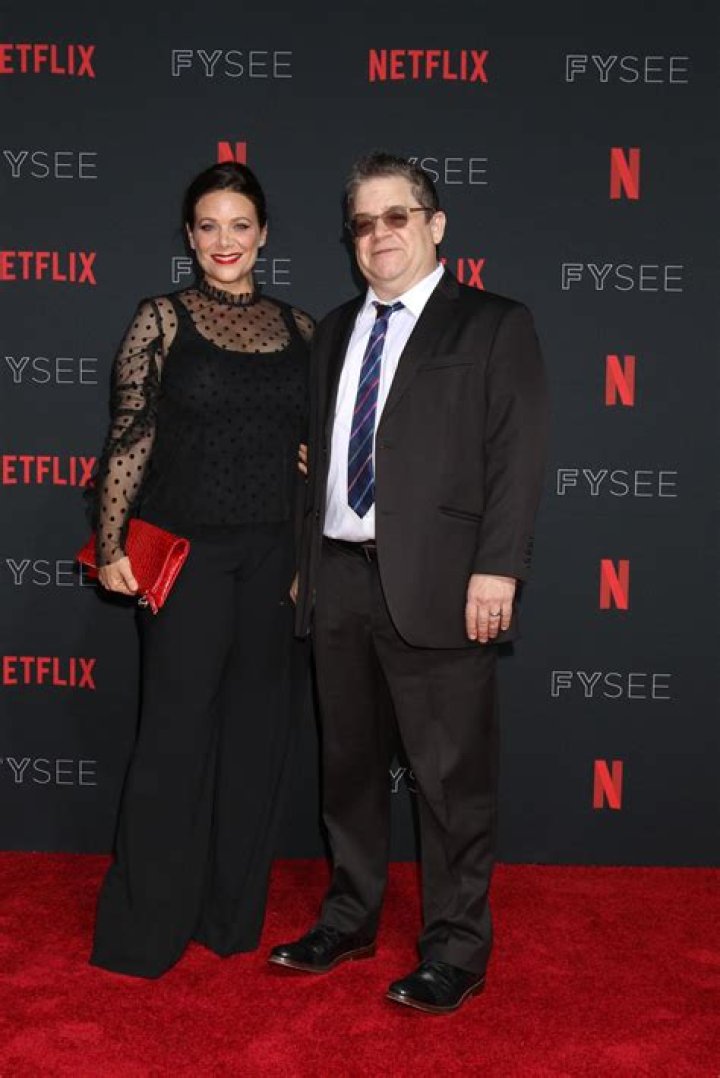 Patton Oswalt marries Meredith Salenger 8 months after they met