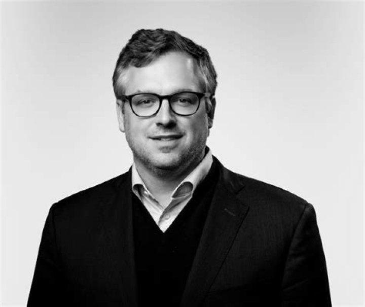 Paul Desmarais Net Worth - Wiki, Age, Weight and Height, Relationships, Family, and More