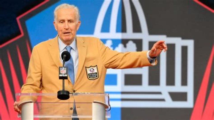 Paul Tagliabue Net Worth - Wiki, Age, Weight and Height, Relationships, Family, and More